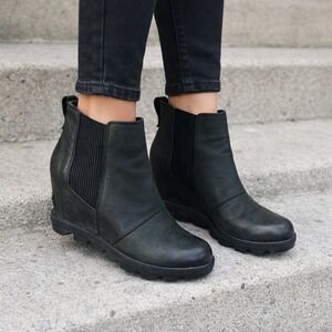 Sorel Arctic Wedge II Chelsea Boot Women Size 8 Black Leather